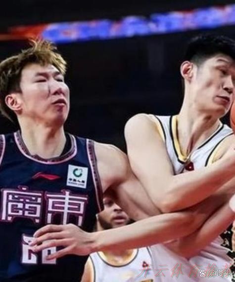 开云体育下载中心：广东队投篮准 反击快 进攻空间大 战术明确